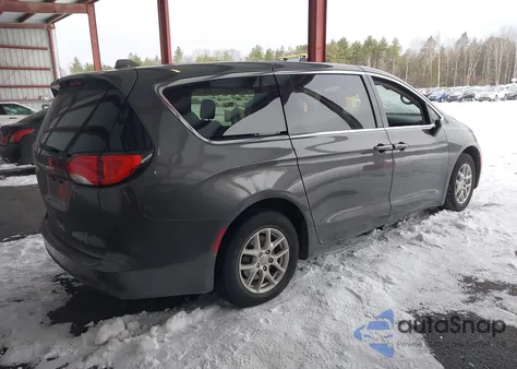 2017 Chrysler Pacifica Touring из США, поврежденный, VIN 2C4RC1DG0HR770874